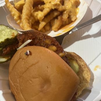 Dave's Hot Chicken - Slider with Cheese Fries - Chicken Shop Near Me - El Cerrito, California Dave's Hot Chicken - Slider with Cheese Fries - Chicken Shop Near Me - El Cerrito, California