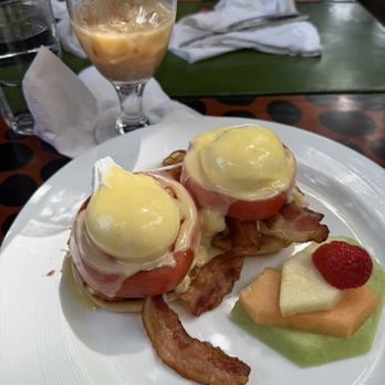 Blue Heaven - BLT - lobster Benny - Breakfast & Brunch Near Me - Key West, Florida Blue Heaven - BLT - lobster Benny - Breakfast & Brunch Near Me - Key West, Florida