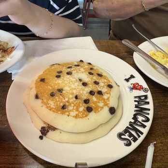 I Heart Pancakes - Chocolate chip pancakes - Sandwiches Near Me - Irvine, California