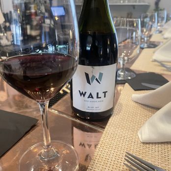 Fin - Walt Pinot Noir Blue Jay - Seafood Near Me - Dennis, Massachusetts