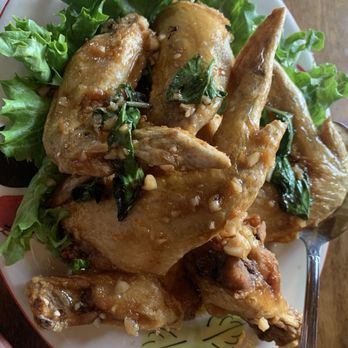 Mee Sen Thai Eatery - Peek Gai Tod Spicy Basil $12 - Thai Near Me - Portland, Oregon Mee Sen Thai Eatery - Peek Gai Tod Spicy Basil $12 - Thai Near Me - Portland, Oregon