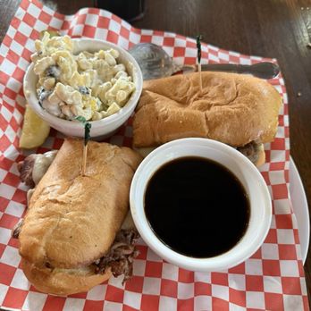 Alpine Tavern & Grill - Sports Bars Near Me - Alpine, California