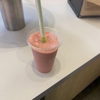 Juice It Up! - Strawberry Wave - Juice Bars & Smoothies Near Me - Eastvale, California