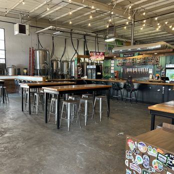 Southern Heights Brewery - Breweries Near Me - Austin, Texas Southern Heights Brewery - Breweries Near Me - Austin, Texas