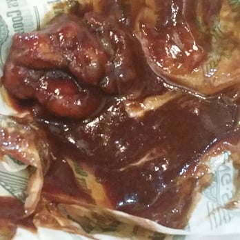 Wingstop - Soooo nastyyy puddle of bbq sauce not even blended properly just drenched with sauce.  Yuck - Chicken Wings Near Me - Northridge, California