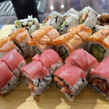 312 Fish Market - Spider Special Roll, Smoked Salmon Roll, Phoenix Roll Special - Sushi Bars Near Me - Chicago, Illinois