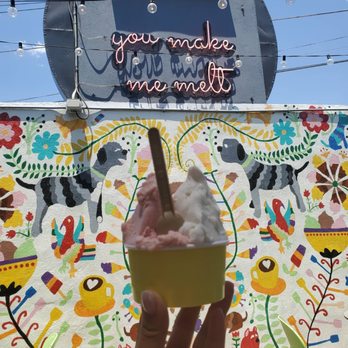 Brown Dog Gelato - Coffee & Tea Near Me - Rosarito, BCN