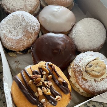Central Continental Bakery - Boxed prizes - Bakeries Near Me - Mount Prospect, Illinois Central Continental Bakery - Boxed prizes - Bakeries Near Me - Mount Prospect, Illinois