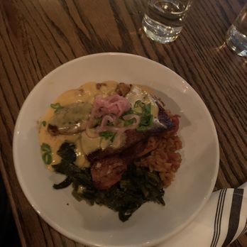 Copper Crown - SPRINGER MOUNTAIN FRIED CHICKEN fingering potato salad, baby kale, strawberry BBQ sauce, pickled strawberries - New American Near Me - Asheville, North Carolina
