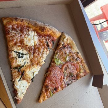 Pizza Tascio NKC - Pizza Near Me - North Kansas City, Missouri