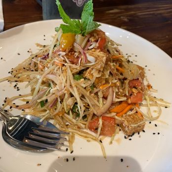 Rangoon Burmese Kitchen - Green papaya salad - Burmese Near Me - Honolulu, Hawaii Rangoon Burmese Kitchen - Green papaya salad - Burmese Near Me - Honolulu, Hawaii