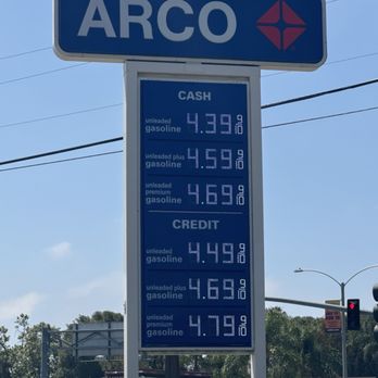Arco - Gas Stations Near Me - Costa Mesa, California