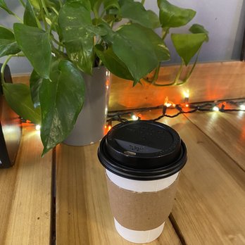 Battle Grounds Bakery & Coffee - Dirty Chai latté - Coffee & Tea Near Me - Harpers Ferry, West Virginia