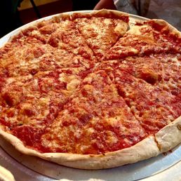 THEIR PIZZA!  O... M... G...!!!