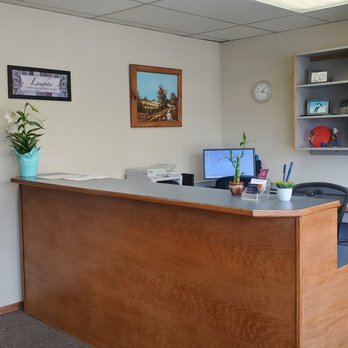 Acupuncture and Natural Healing Therapies - front desk - Acupuncture Near Me - Bothell, Washington Acupuncture and Natural Healing Therapies - front desk - Acupuncture Near Me - Bothell, Washington
