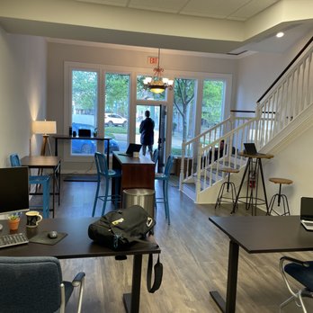Square Wheels - Shared Office Spaces Near Me - Murfreesboro, Tennessee Square Wheels - Shared Office Spaces Near Me - Murfreesboro, Tennessee