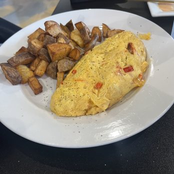 Toast It IZ - Seafood omelette and hashbrowns - Breakfast & Brunch Near Me - Evergreen Park, Illinois Toast It IZ - Seafood omelette and hashbrowns - Breakfast & Brunch Near Me - Evergreen Park, Illinois