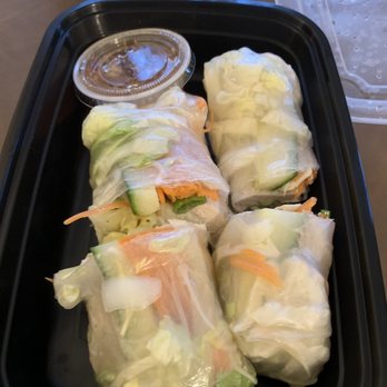 Veranda Thai Cuisine - Fresh Veggie Spring Rolls - Thai Near Me - Portland, Maine