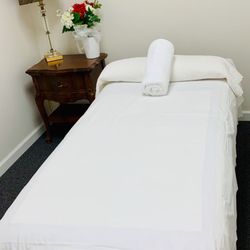 Mia Massage