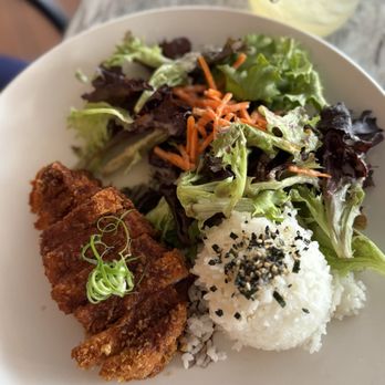 Restaurant 604 - Ahi Katsu Plate - Breakfast & Brunch Near Me - Honolulu, Hawaii Restaurant 604 - Ahi Katsu Plate - Breakfast & Brunch Near Me - Honolulu, Hawaii