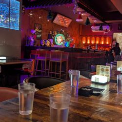 ON/OFF - Small cosy bar for cocktails and drinks