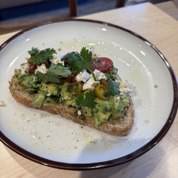 Champagnes Kitchen - Avocado toast 5/5 - Breakfast & Brunch Near Me - Huntington Beach, California