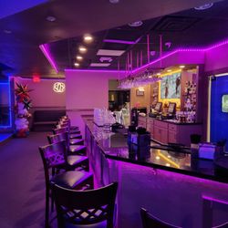 Shades Bar & Grill