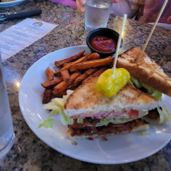 Two Cranes Bistro and Brew - BLT Stack - Comfort Food Near Me - Albuquerque, New Mexico