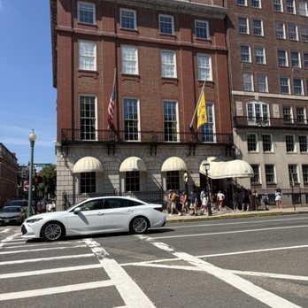 Cheers - American Near Me - Boston, Massachusetts