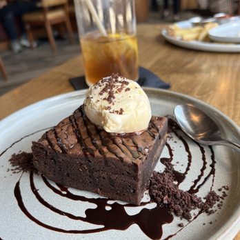 The Monroe - Brownie - New American Near Me - Orlando, Florida The Monroe - Brownie - New American Near Me - Orlando, Florida