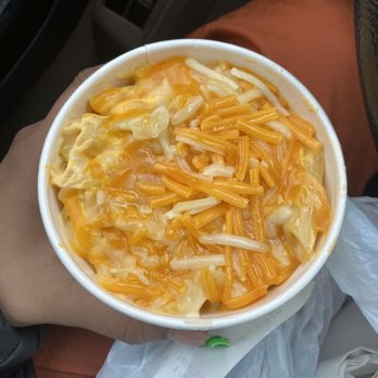 The Copper Still - the saddest excuse for mac n cheese. it wasnt even melted all the way for $13 - Bars Near Me - Pomona, New York