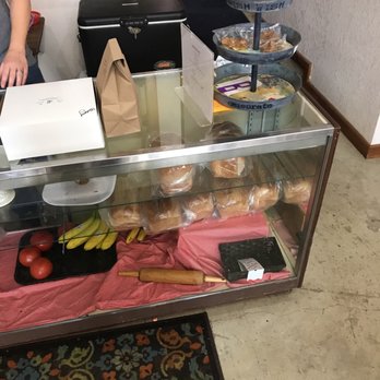Mom's Front Porch - Desserts Near Me - Luling, Texas Mom's Front Porch - Desserts Near Me - Luling, Texas