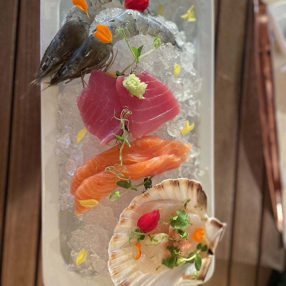 Skyline Rooftop Bar - Cocktail Bars Near Me - Venezia, VE