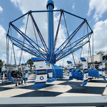 Kemah Boardwalk - Amusement Parks Near Me - Kemah, Texas Kemah Boardwalk - Amusement Parks Near Me - Kemah, Texas