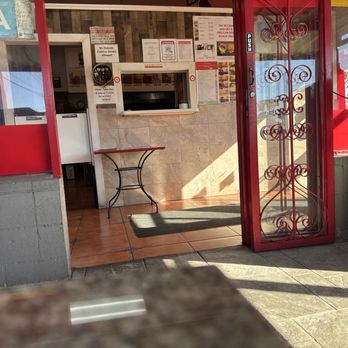 NoHo Cafe - Interior - Mediterranean Near Me - North Hollywood, California