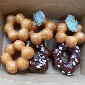 Heirloom Brewshop - Mochi Donuts - Coffee & Tea Near Me - Raleigh, North Carolina Heirloom Brewshop - Mochi Donuts - Coffee & Tea Near Me - Raleigh, North Carolina