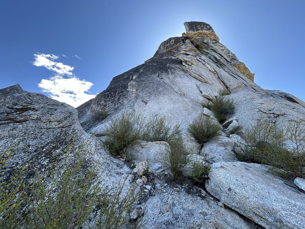 Vertical Pursuits Logo