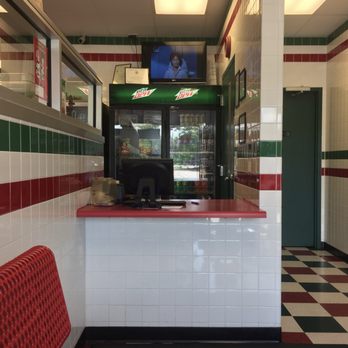 Jet's Pizza - Pizza Near Me - Virginia Beach, Virginia