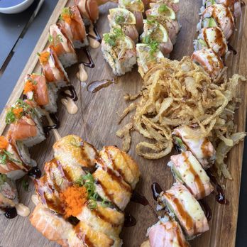 Mikomi Sushi Alhambra - Sushi Bars Near Me - Alhambra, California
