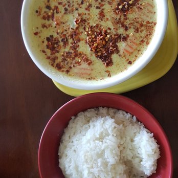 Saigon -2- Siam Bistro - Yellow curry with medium heat....looked like a lot of heat, removed some of the chili flakes. Was excellent - Vietnamese Near Me - Gilroy, California Saigon -2- Siam Bistro - Yellow curry with medium heat....looked like a lot of heat, removed some of the chili flakes. Was excellent - Vietnamese Near Me - Gilroy, California