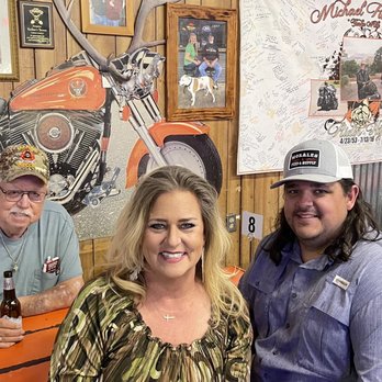 Yankees Tavern & Grill - Owner and his Pop! - Bars Near Me - Anderson, Texas