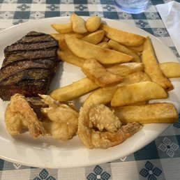 Top Sirloin and Fried Shrimp Top Sirloin and Fried Shrimp