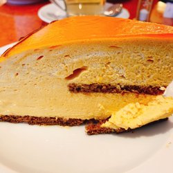 Classic Conditorei & Cafe Röntgen - Sanddorntorte...
