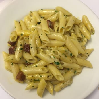 Piero Ristorante - Penne a carbonara indescritível - Italian Near Me - São Paulo, SP Piero Ristorante - Penne a carbonara indescritível - Italian Near Me - São Paulo, SP