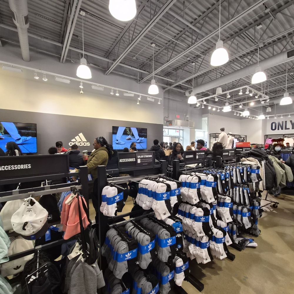 Adidas Store Georgetown, Washington, DC 20007 - Last Updated