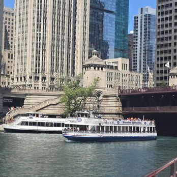 Chicago Riverwalk - Landmarks & Historical Buildings Near Me - Chicago, Illinois