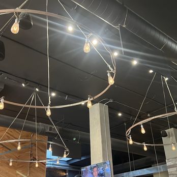 Berkeley Social Club - Indoor decor - Breakfast & Brunch Near Me - Berkeley, California