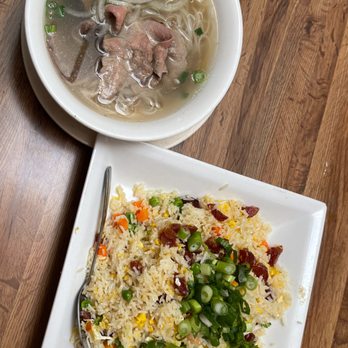 Huong Lan - Mini Pho (top), Combintion Fried Rice (bottom) - Vietnamese Near Me - Fresno, California Huong Lan - Mini Pho (top), Combintion Fried Rice (bottom) - Vietnamese Near Me - Fresno, California