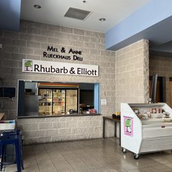 Rhubarb & Elliott Cafe