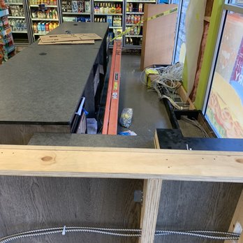 Hy-Vee Fast & Fresh - Cashier will be here - Convenience Stores Near Me - Lenexa, Kansas Hy-Vee Fast & Fresh - Cashier will be here - Convenience Stores Near Me - Lenexa, Kansas